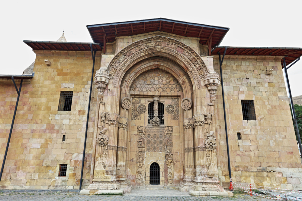 Ucakli Kemaliye Turlari 1