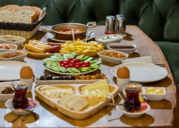 Büyükada Kahvaltı Yerleri - En Sevilen Büyükada Kahvaltı Mekanları