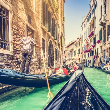 Uçaklı Ajet İle Grand İtalya Ve Capri Adası Turu 6 Gece 7 Gün BGY-FCO