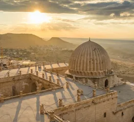 Uçaklı Butik Mardin Turu