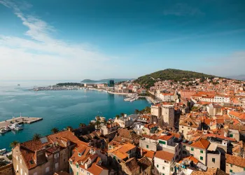 Otobüsle Baştan Başa Balkan Turu: 8 Ülke 10 Şehir